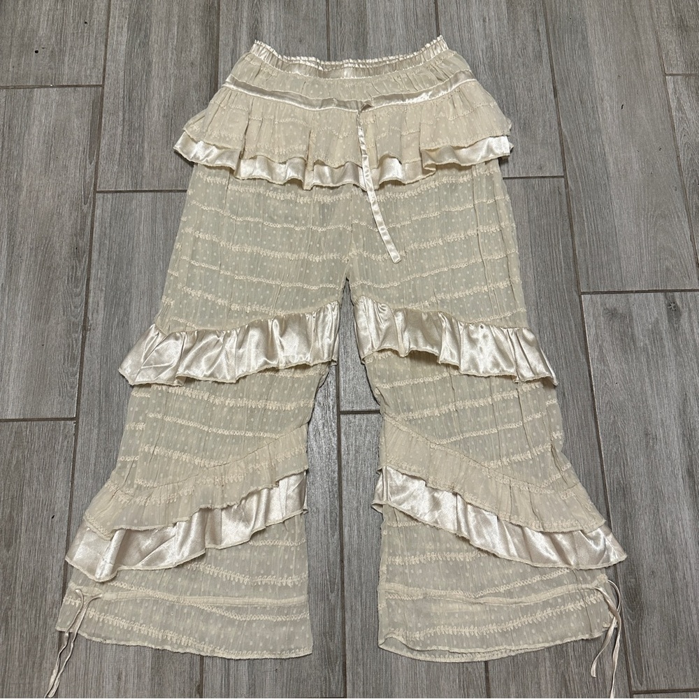 Free People Belle Ruffle Pants in Ivory - Picture 2 of 3